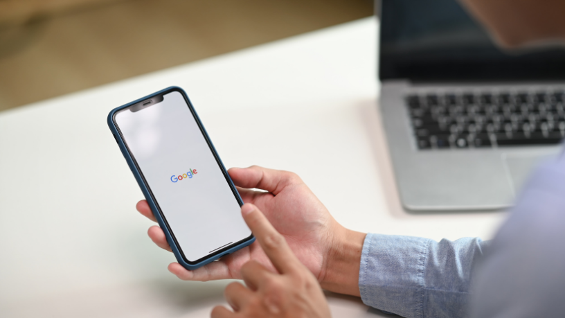 Com a Saftec Digital, você entende como a LGPD assegura a remoção de conteúdo pessoal na web e como fazer valer esse direito.
