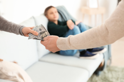 Bruno Garcia Redondo esclarece quem tem direito à pensão alimentícia e orienta sobre como fazer a solicitação.