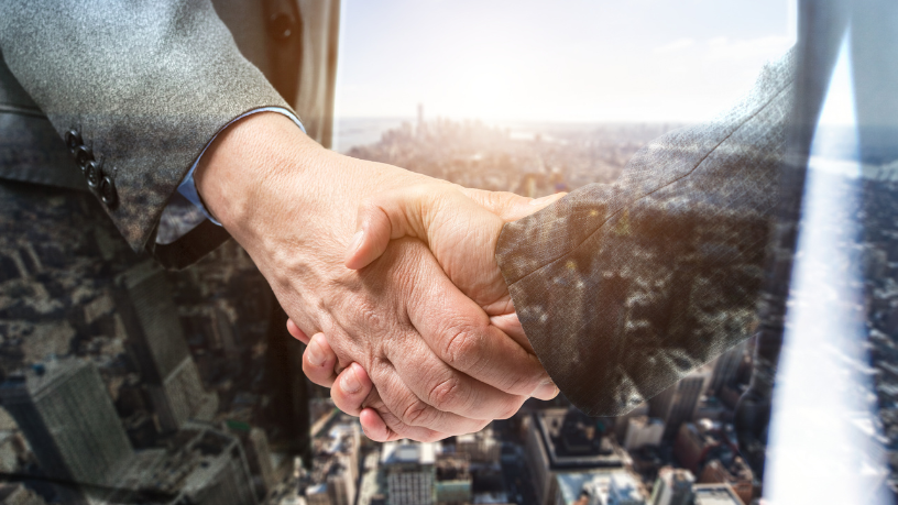 Diego Borges analisa como a gestão de pessoas evolui com a liderança digital e o engajamento remoto nas novas formas de trabalho.